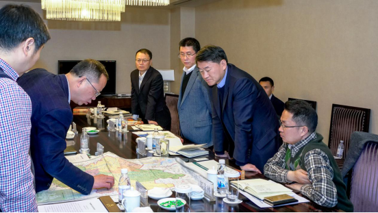 集团党委书记、董事长任丁会见峨边 县委书记谭焰一行